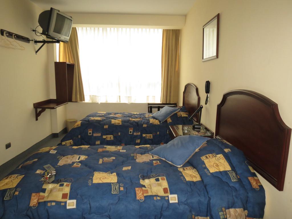 Hotel Plaza Mayor Lima Bilik gambar