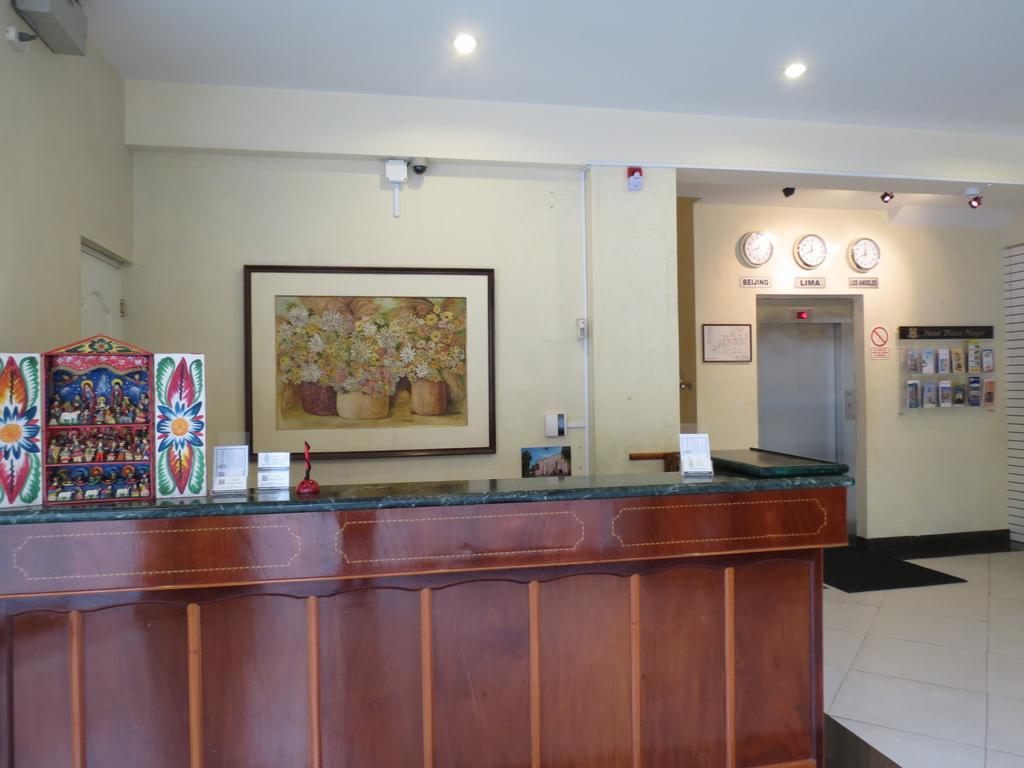 Hotel Plaza Mayor Lima Luaran gambar