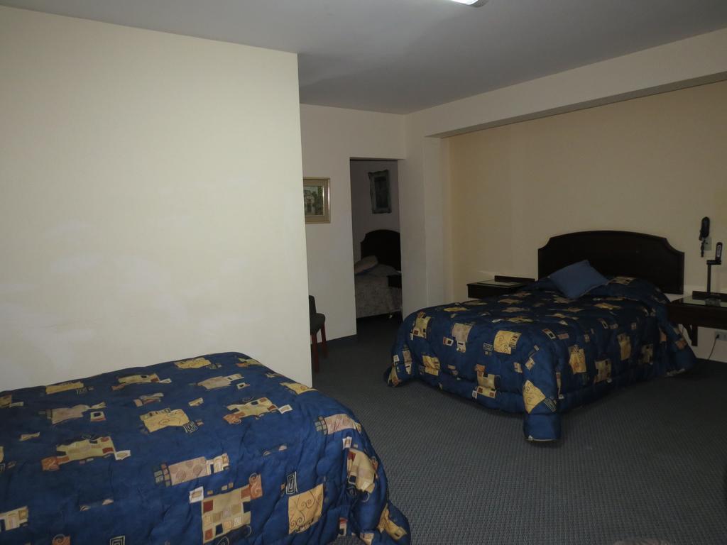Hotel Plaza Mayor Lima Bilik gambar